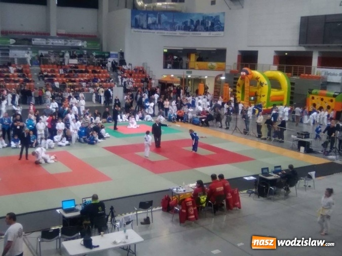 Zdjęcie w galerii na portalu naszwodzislaw.com: Zawodnicy z wodzisławskiego klubu Judo Kids wzięli udział w międzynarodowych zawodach w Bielsku-Białej wiadomości z regionu