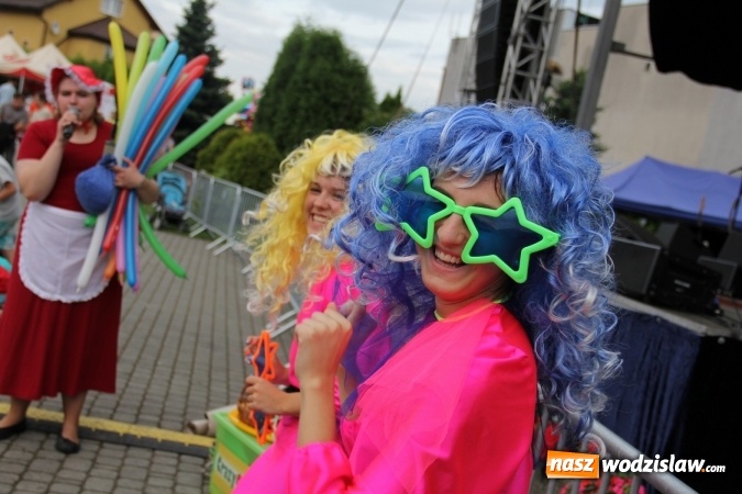 Zdjęcie w galerii na portalu naszwodzislaw.com: Całoroczna wypożyczalnia stroj&oacute;w karnawałowych w Crazy Club wiadomości z regionu