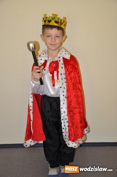 Zdjęcie w galerii na portalu naszwodzislaw.com: Całoroczna wypożyczalnia stroj&oacute;w karnawałowych w Crazy Club wiadomości z regionu