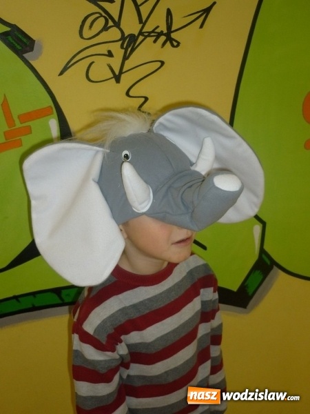 Zdjęcie w galerii na portalu naszwodzislaw.com: Całoroczna wypożyczalnia stroj&oacute;w karnawałowych w Crazy Club wiadomości z regionu