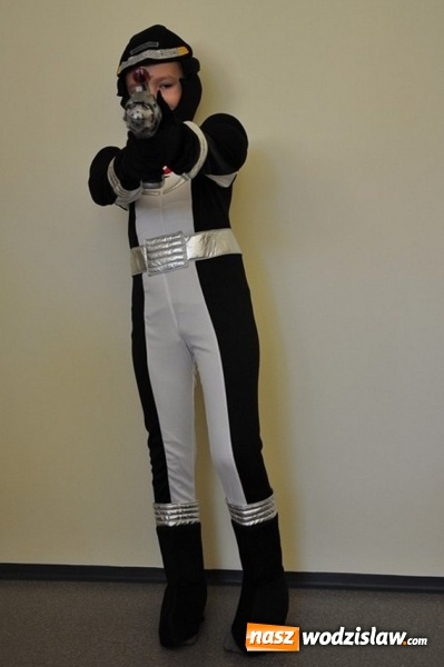 Zdjęcie w galerii na portalu naszwodzislaw.com: Całoroczna wypożyczalnia stroj&oacute;w karnawałowych w Crazy Club wiadomości z regionu