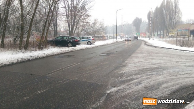 Zdjęcie w galerii na portalu naszwodzislaw.com: Zatrzymano czterech nietrzeźwych kierujących. Dwóch z nich spowodowało kolizję drogową wiadomości z regionu