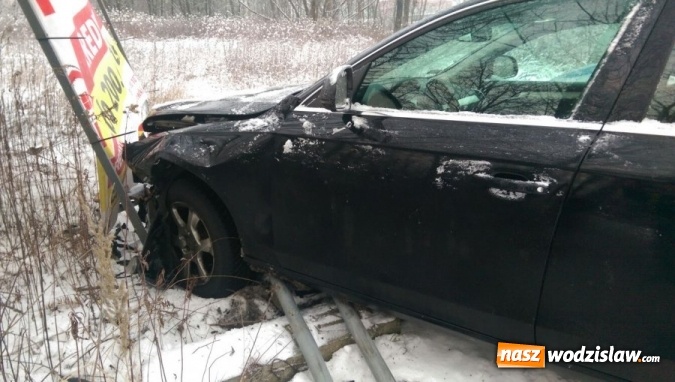 Zdjęcie w galerii na portalu naszwodzislaw.com: Zatrzymano czterech nietrzeźwych kierujących. Dwóch z nich spowodowało kolizję drogową wiadomości z regionu