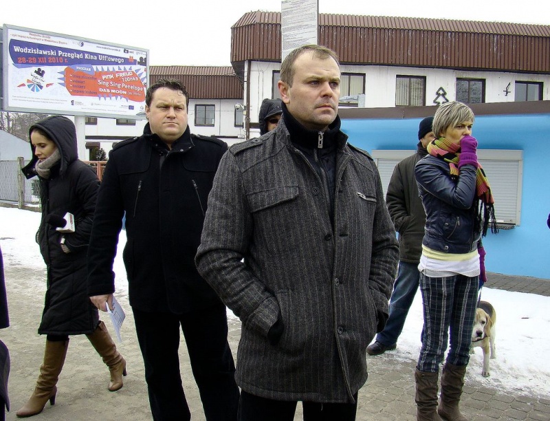 Zdjęcie w galerii na portalu naszwodzislaw.com: Gwizdy i buczenie w magistracie wiadomości z regionu