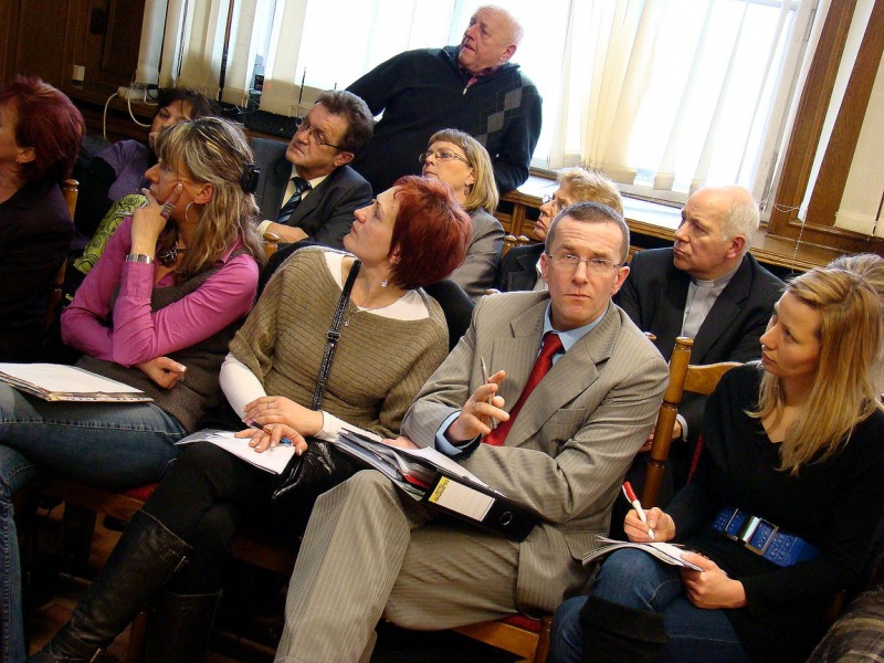 Zdjęcie w galerii na portalu naszwodzislaw.com: Gwizdy i buczenie w magistracie wiadomości z regionu