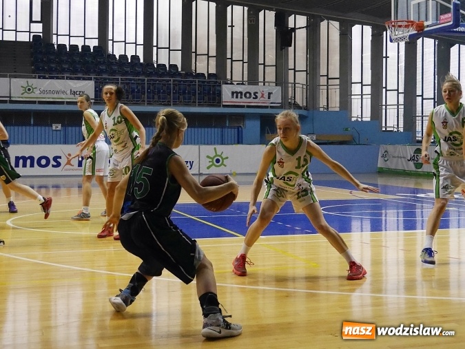 Zdjęcie w galerii na portalu naszwodzislaw.com: To było emocjonujące spotkanie. Koszykarki ŻKK Olimpia Wodzisław Śląski wygrywają kolejny mecz  wiadomości z regionu