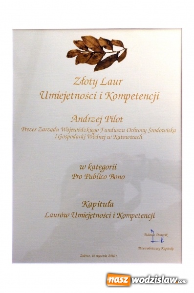 Zdjęcie w galerii na portalu naszwodzislaw.com: Złoty Laur dla Prezesa Funduszu wiadomości z regionu