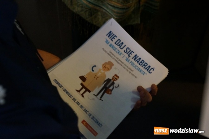 Zdjęcie w galerii na portalu naszwodzislaw.com: Wodzisławscy policjanci w trosce o seniorów  wiadomości z regionu