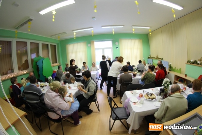 Zdjęcie w galerii na portalu naszwodzislaw.com: Dzień babci i dziadka w wodzisławskim żłobku wiadomości z regionu