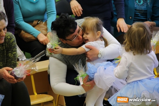 Zdjęcie w galerii na portalu naszwodzislaw.com: Dzień babci i dziadka w wodzisławskim żłobku wiadomości z regionu