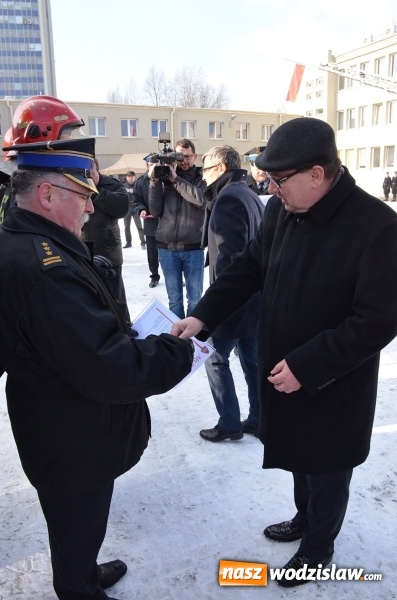 Zdjęcie w galerii na portalu naszwodzislaw.com: WFOŚiGW w Katowicach: Nowy samochód ratowniczo-gaśniczy trafił do wodzisławskiej komendy wiadomości z regionu