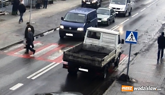 Zdjęcie w galerii na portalu naszwodzislaw.com: Policjanci przyjrzeli się relacji pieszy - kierujący. Łącznie nałożono 24 mandaty i skierowano 2 wnioski do sądu wiadomości z regionu