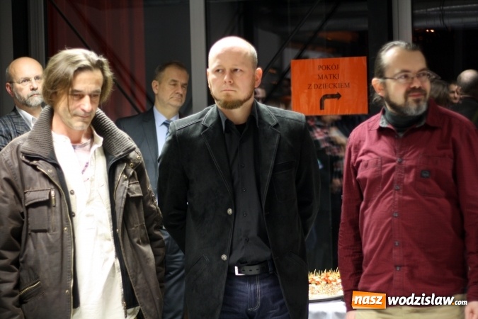 Zdjęcie w galerii na portalu naszwodzislaw.com: Obrazy współczesnych surrealistów zobaczysz na Trzech Wzgórzach wiadomości z regionu