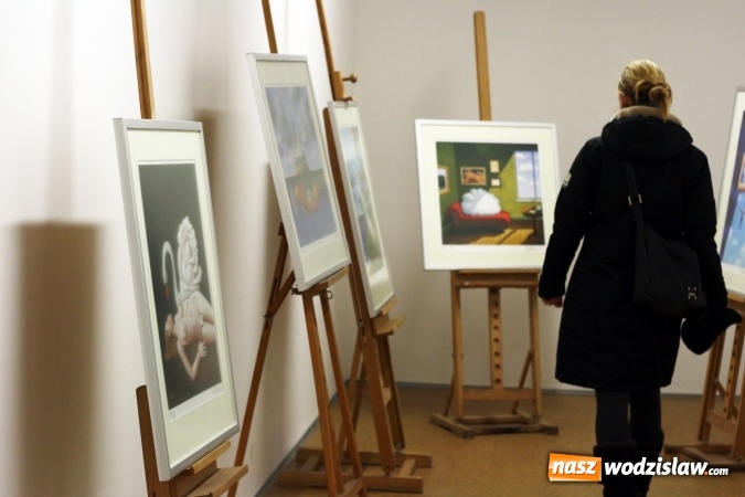 Zdjęcie w galerii na portalu naszwodzislaw.com: Obrazy współczesnych surrealistów zobaczysz na Trzech Wzgórzach wiadomości z regionu