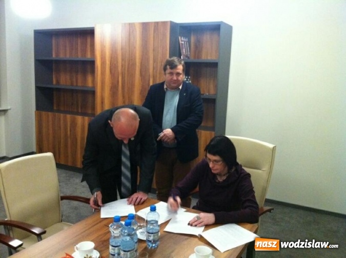 Zdjęcie w galerii na portalu naszwodzislaw.com: Raciborska PWSZ współpracuje z Jastrzębskim Klastrem Innowacji wiadomości z regionu