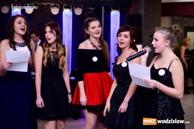 Zdjęcie w galerii na portalu naszwodzislaw.com: Maturzyści z Tischnera bawili się w radlińskim Premium wiadomości z regionu