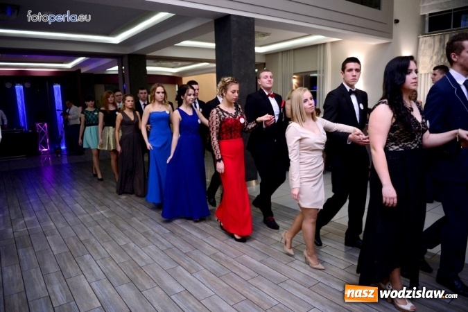 Zdjęcie w galerii na portalu naszwodzislaw.com: Maturzyści z Tischnera bawili się w radlińskim Premium wiadomości z regionu