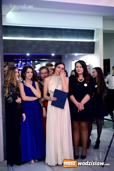 Zdjęcie w galerii na portalu naszwodzislaw.com: Maturzyści z Tischnera bawili się w radlińskim Premium wiadomości z regionu