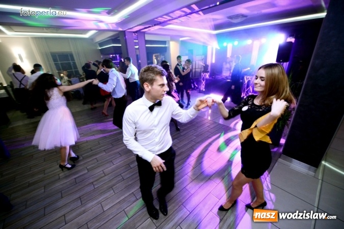 Zdjęcie w galerii na portalu naszwodzislaw.com: Maturzyści z Tischnera bawili się w radlińskim Premium wiadomości z regionu