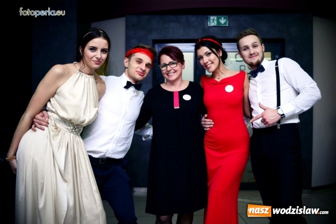 Zdjęcie w galerii na portalu naszwodzislaw.com: Maturzyści z Tischnera bawili się w radlińskim Premium wiadomości z regionu