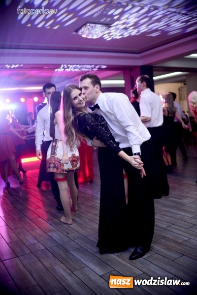 Zdjęcie w galerii na portalu naszwodzislaw.com: Maturzyści z Tischnera bawili się w radlińskim Premium wiadomości z regionu