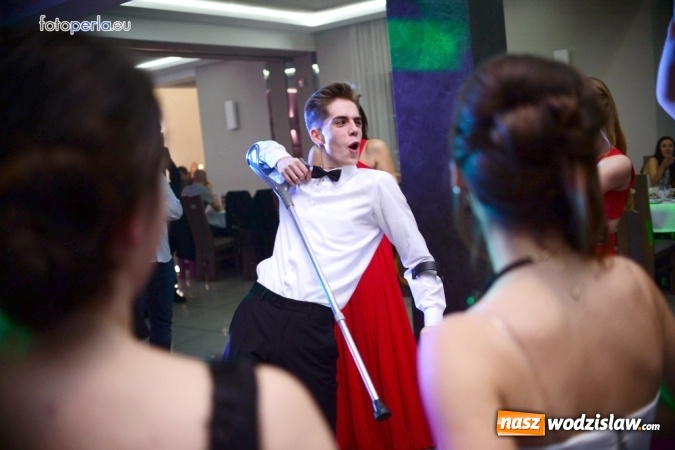 Zdjęcie w galerii na portalu naszwodzislaw.com: Maturzyści z Tischnera bawili się w radlińskim Premium wiadomości z regionu