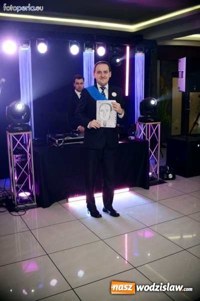 Zdjęcie w galerii na portalu naszwodzislaw.com: Maturzyści z Tischnera bawili się w radlińskim Premium wiadomości z regionu