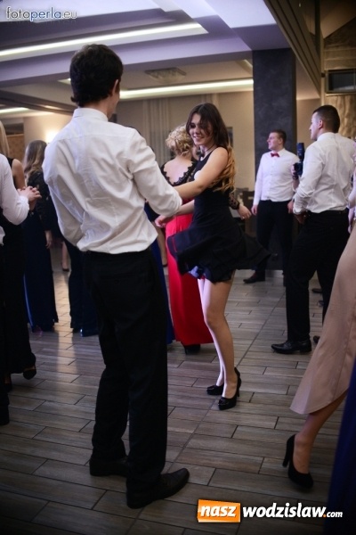 Zdjęcie w galerii na portalu naszwodzislaw.com: Maturzyści z Tischnera bawili się w radlińskim Premium wiadomości z regionu