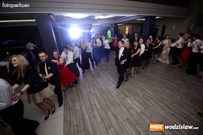 Zdjęcie w galerii na portalu naszwodzislaw.com: Maturzyści z Tischnera bawili się w radlińskim Premium wiadomości z regionu