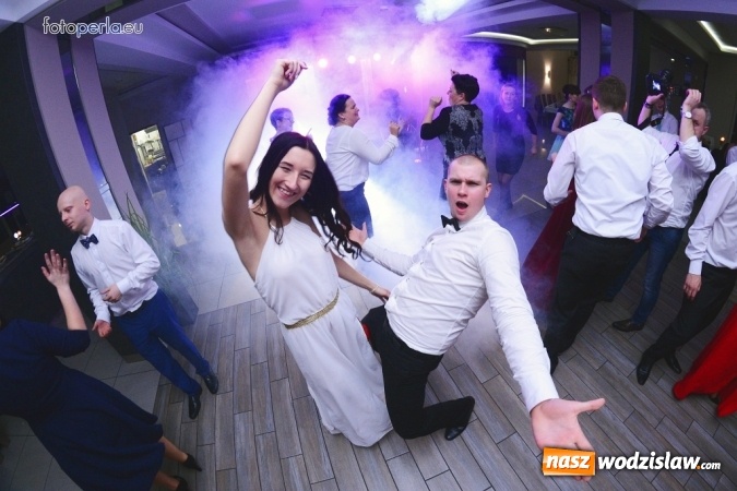 Zdjęcie w galerii na portalu naszwodzislaw.com: Maturzyści z Tischnera bawili się w radlińskim Premium wiadomości z regionu