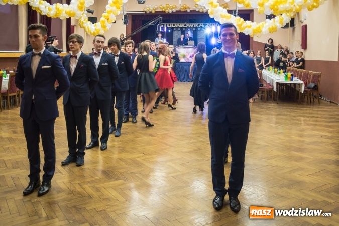 Zdjęcie w galerii na portalu naszwodzislaw.com: Studni&oacute;wka I LO w Wodzisławiu Śląskim wiadomości z regionu