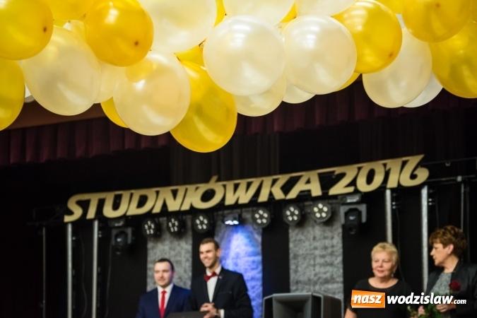 Zdjęcie w galerii na portalu naszwodzislaw.com: Studni&oacute;wka I LO w Wodzisławiu Śląskim wiadomości z regionu