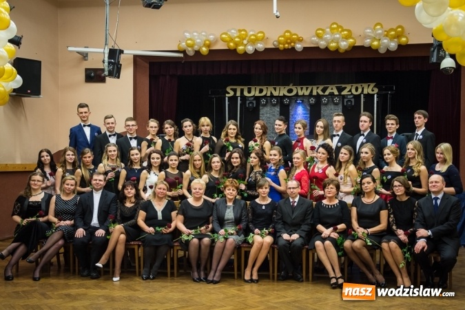 Zdjęcie w galerii na portalu naszwodzislaw.com: Studni&oacute;wka I LO w Wodzisławiu Śląskim wiadomości z regionu