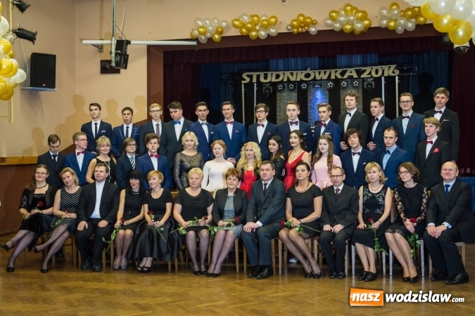 Zdjęcie w galerii na portalu naszwodzislaw.com: Studni&oacute;wka I LO w Wodzisławiu Śląskim wiadomości z regionu