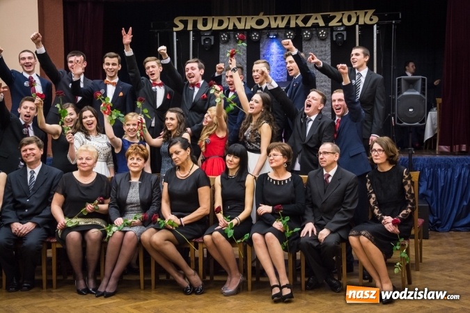 Zdjęcie w galerii na portalu naszwodzislaw.com: Studni&oacute;wka I LO w Wodzisławiu Śląskim wiadomości z regionu