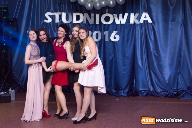 Zdjęcie w galerii na portalu naszwodzislaw.com: Studni&oacute;wka I LO w Wodzisławiu Śląskim wiadomości z regionu