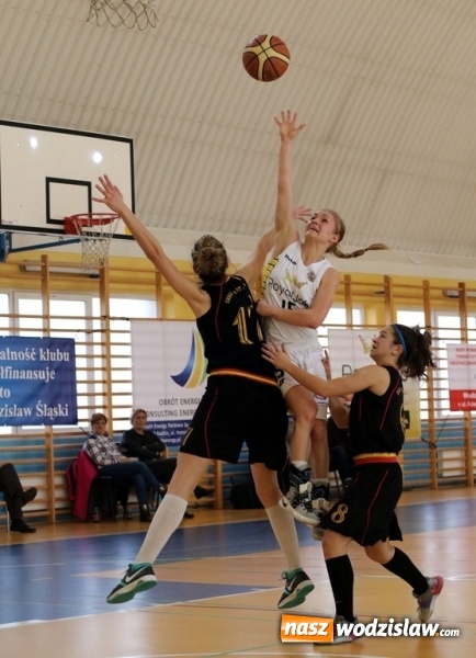 Zdjęcie w galerii na portalu naszwodzislaw.com: Wodzisławskie koszykarki znów pokazały klasę!  wiadomości z regionu