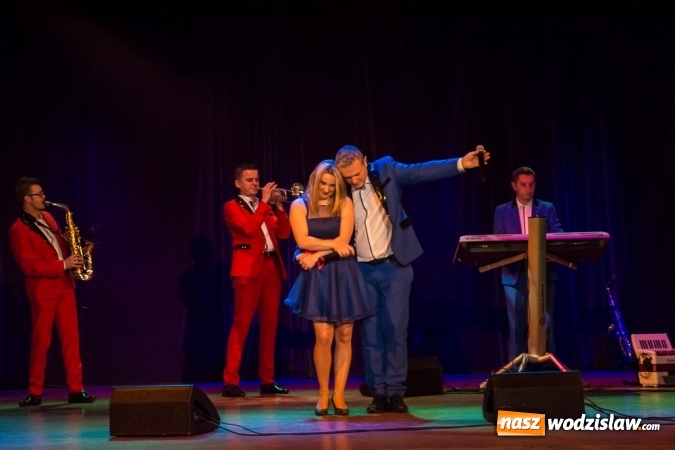 Zdjęcie w galerii na portalu naszwodzislaw.com: Happy Folk zagrał dla wodzisławskiej publiczności wiadomości z regionu