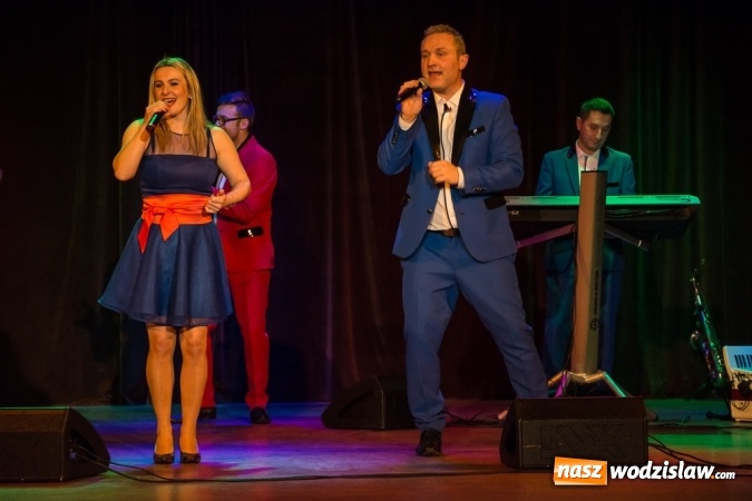 Zdjęcie w galerii na portalu naszwodzislaw.com: Happy Folk zagrał dla wodzisławskiej publiczności wiadomości z regionu