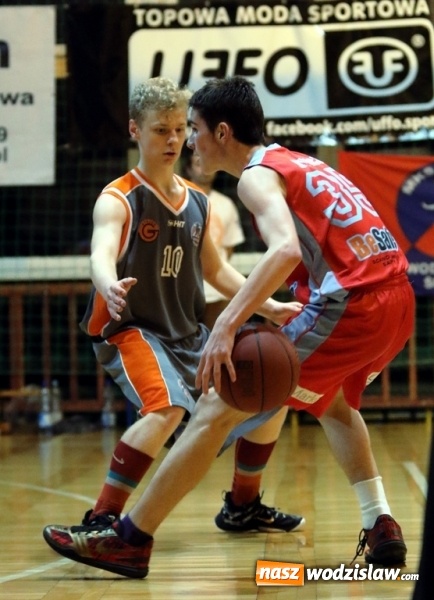 Zdjęcie w galerii na portalu naszwodzislaw.com: Koszykarze MKS Wodzisław wygrywają po raz trzeci w finale 