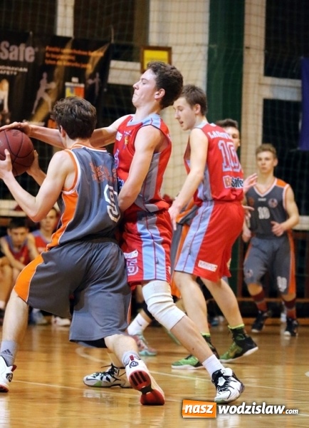 Zdjęcie w galerii na portalu naszwodzislaw.com: Koszykarze MKS Wodzisław wygrywają po raz trzeci w finale 