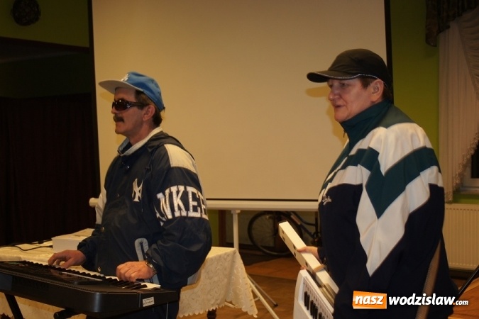 Zdjęcie w galerii na portalu naszwodzislaw.com: Rolnik szukał żony na Biesiadzie Rolniczej 2016 w Połomi wiadomości z regionu