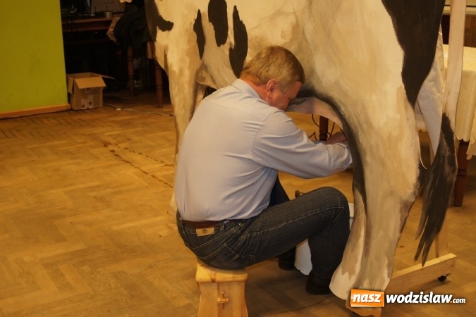 Zdjęcie w galerii na portalu naszwodzislaw.com: Rolnik szukał żony na Biesiadzie Rolniczej 2016 w Połomi wiadomości z regionu