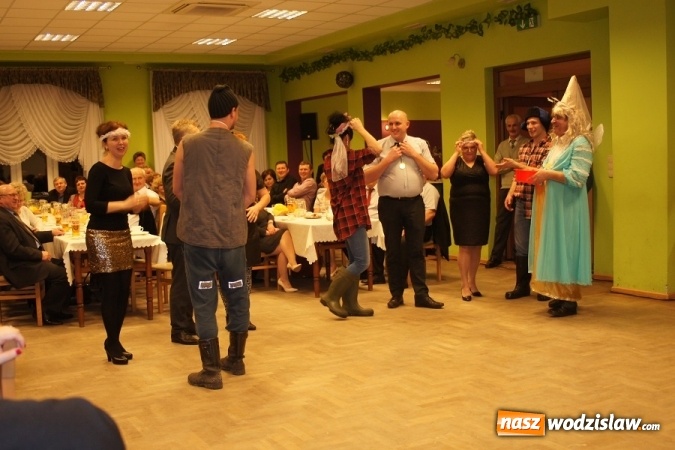Zdjęcie w galerii na portalu naszwodzislaw.com: Rolnik szukał żony na Biesiadzie Rolniczej 2016 w Połomi wiadomości z regionu