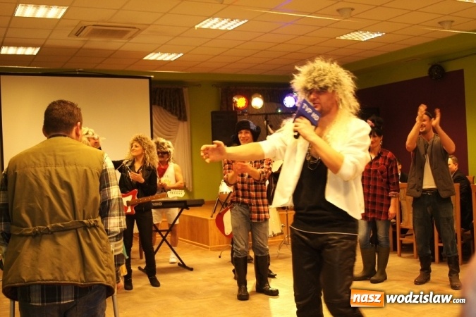 Zdjęcie w galerii na portalu naszwodzislaw.com: Rolnik szukał żony na Biesiadzie Rolniczej 2016 w Połomi wiadomości z regionu