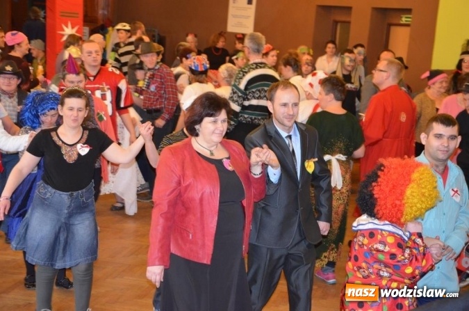 Zdjęcie w galerii na portalu naszwodzislaw.com: Po raz 13. odbył się bal karnawałowy dla osób niepełnosprawnych  wiadomości z regionu