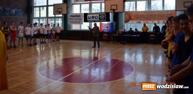 Zdjęcie w galerii na portalu naszwodzislaw.com: Gimnazjum nr 3 w Wodzisławiu Śląskim Mistrzem Powiatu w koszykówce chłopców szkół gimnazjalnych  wiadomości z regionu