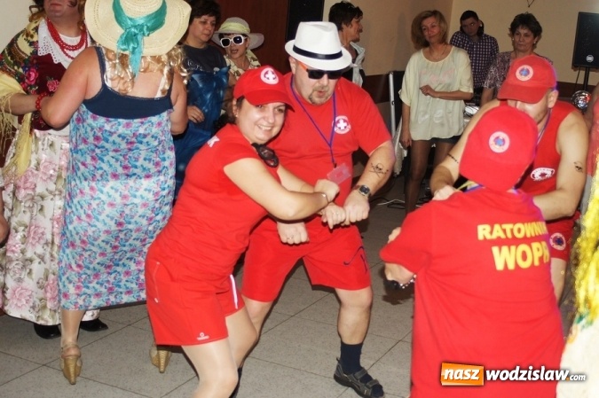 Zdjęcie w galerii na portalu naszwodzislaw.com: Gogołowskie KGW pożegnało karnawał podczas Babskiego Combra wiadomości z regionu