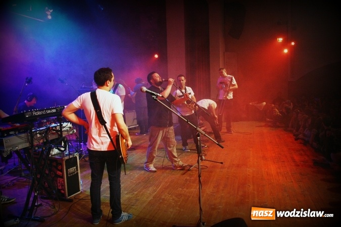 Zdjęcie w galerii na portalu naszwodzislaw.com: Zespół Tabu z okazji walentynek wystąpił w Radlinie wiadomości z regionu