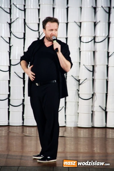 Zdjęcie w galerii na portalu naszwodzislaw.com: Arciuch, Kasprzykowski i Opania na walentynki w WCK wiadomości z regionu